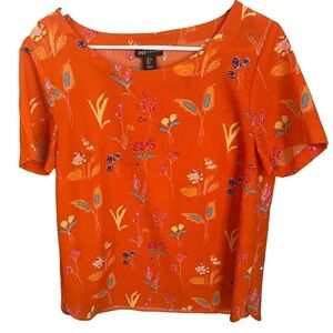 Beautiful Jones New York Spring top